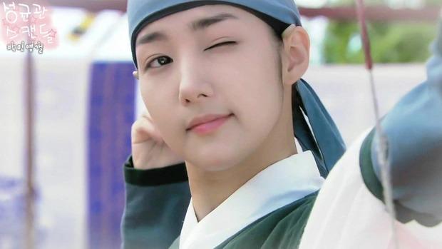 Son Ye Jin từng 4 lần từ chối toàn bom tấn-5