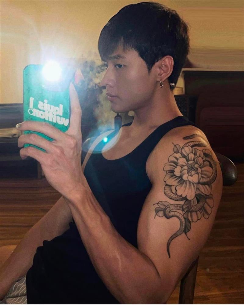 Jun Phạm đang hẹn hò với người mẫu nam 2k1?-7