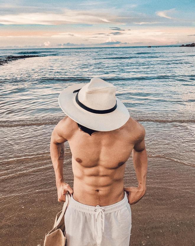 Jun Phạm đang hẹn hò với người mẫu nam 2k1?-10