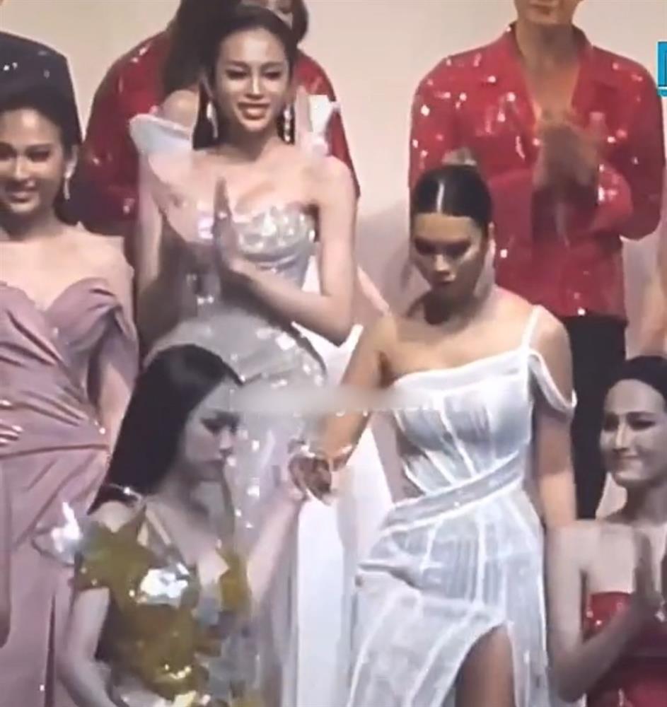 Thảo Nhi Lê suýt lộ hàng, Ngọc Châu có hành động tinh tế-12