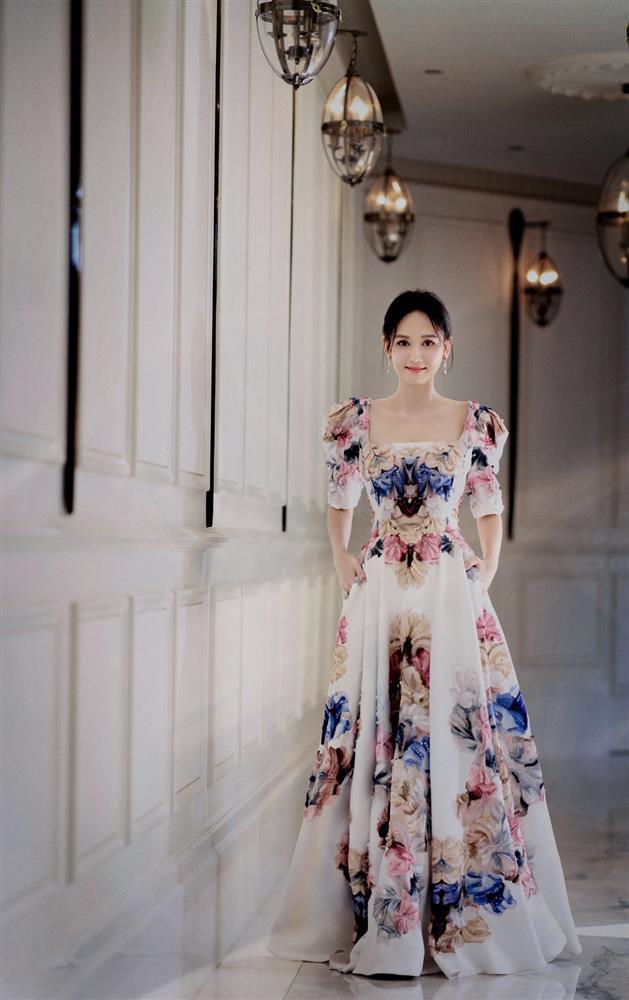 Trần Kiều Ân hiếm hoi nói về chuyện sinh nở với chồng trẻ-6