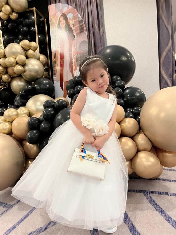 Ái nữ 4 tuổi nhà Thanh Thảo xách túi tiền tỷ đi sự kiện-4