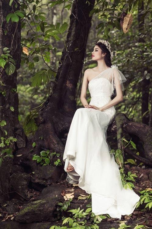 Hé lộ váy cưới đặc biệt của Hoa hậu Phạm Hương-5