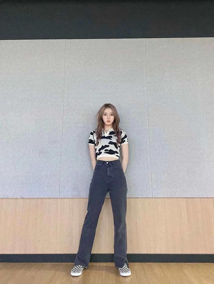 Top mỹ nhân Gen Z xứ Hàn sở hữu đôi chân cực phẩm-6