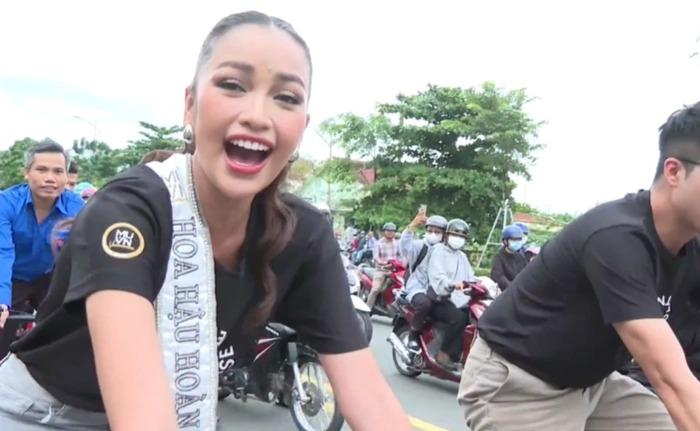 Ngọc Châu xuống sắc hậu đăng Hoa hậu Hoàn vũ Việt Nam 2022-1