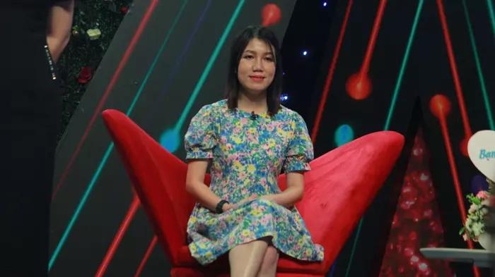 Em gái Mai Phương Thuý khiến show hẹn hò thêm vui nhộn-2