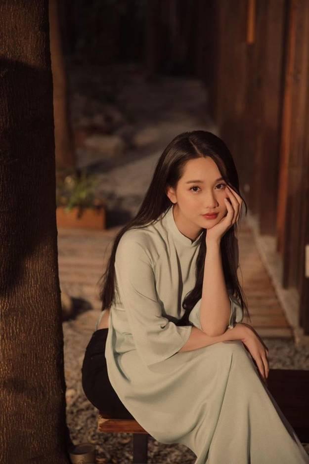 Sau nổi tiếng, hai hot girl Mắt Biếc lộ sắc vóc khó nhận ra-2