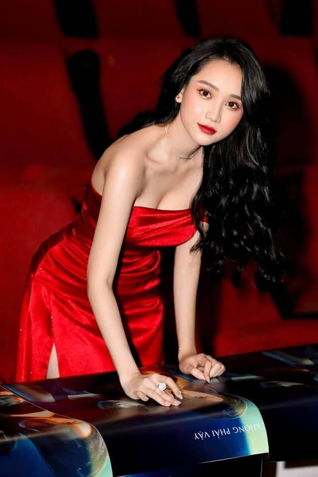 Sau nổi tiếng, hai hot girl Mắt Biếc lộ sắc vóc khó nhận ra-3