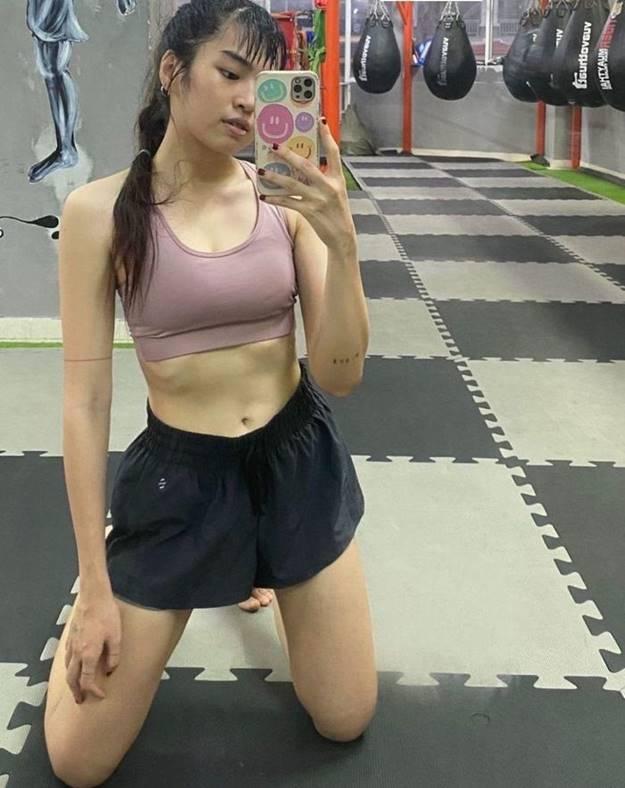 Sau nổi tiếng, hai hot girl Mắt Biếc lộ sắc vóc khó nhận ra-11