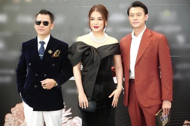 Tình trẻ Trương Ngọc Ánh chẳng cần đồ đôi vẫn khéo đánh dấu chủ quyền-1