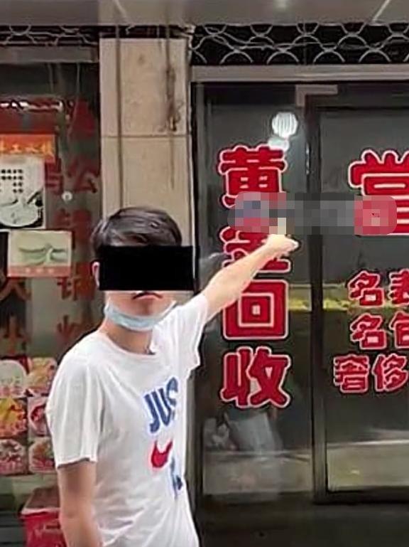 Ăn trộm son hàng hiệu, máy tính bảng, vòng vàng của người yêu để... tặng tình mới-3