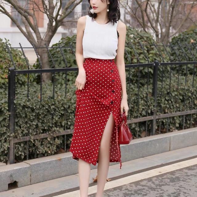 7 set đồ mix cùng chân váy chấm bi sành điệu-3