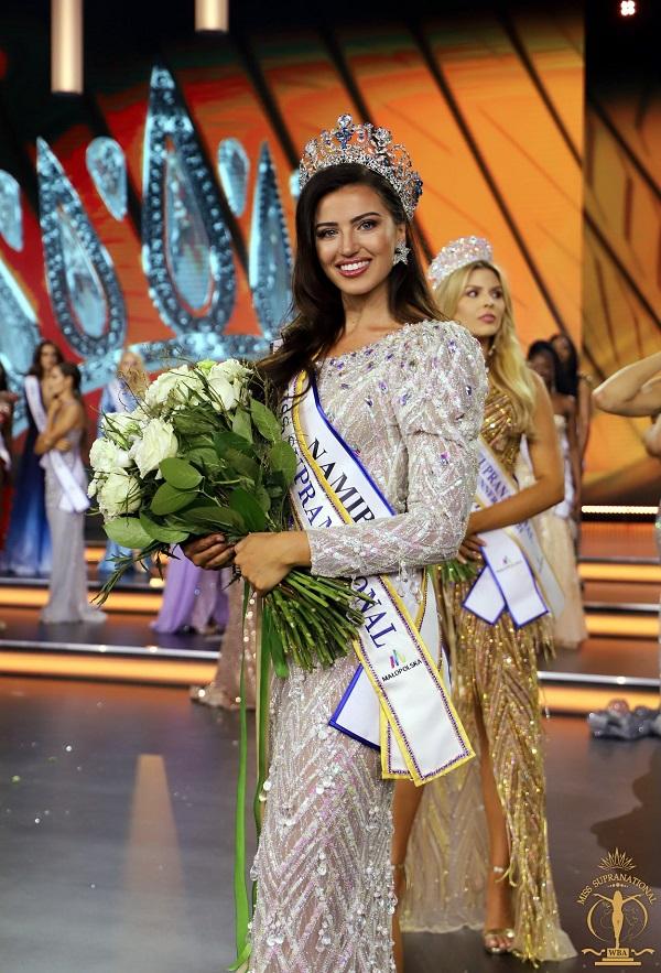 Trùng hợp khó tin dự báo Kim Duyên đăng quang Miss Supranational 2022?-1