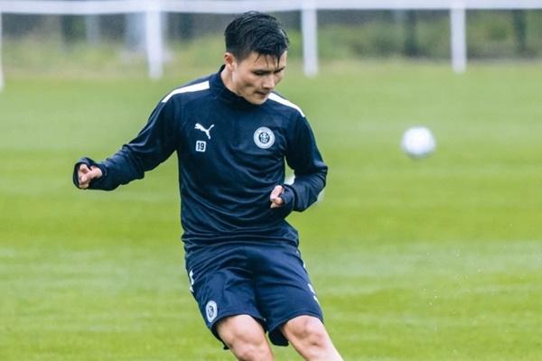 Báo Pháp: Quang Hải không phải món hàng trưng bày của Pau-1