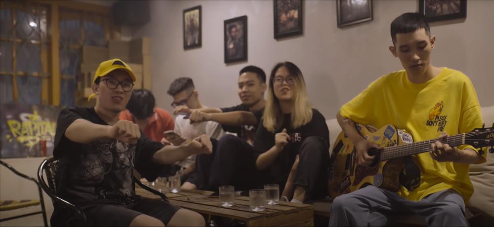 MCK chia sẻ gu bạn gái liền bị netizen mắng bị tlinh bỏ là phải-2