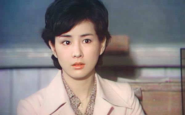 Mỹ nhân đẹp nhất Nhật Bản mọi thời đại: Sự nghiệp bỏ xa lứa đàn em-7