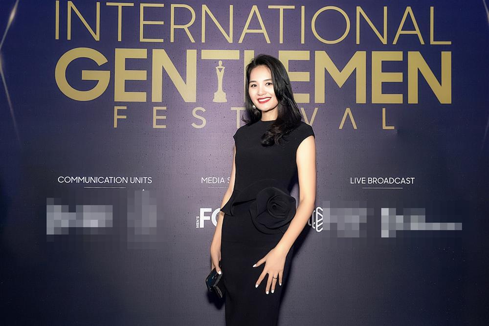 Hương Giang, Kim Tuyến, Hoàng Phương: Ai là nữ hoàng thảm đỏ?-8