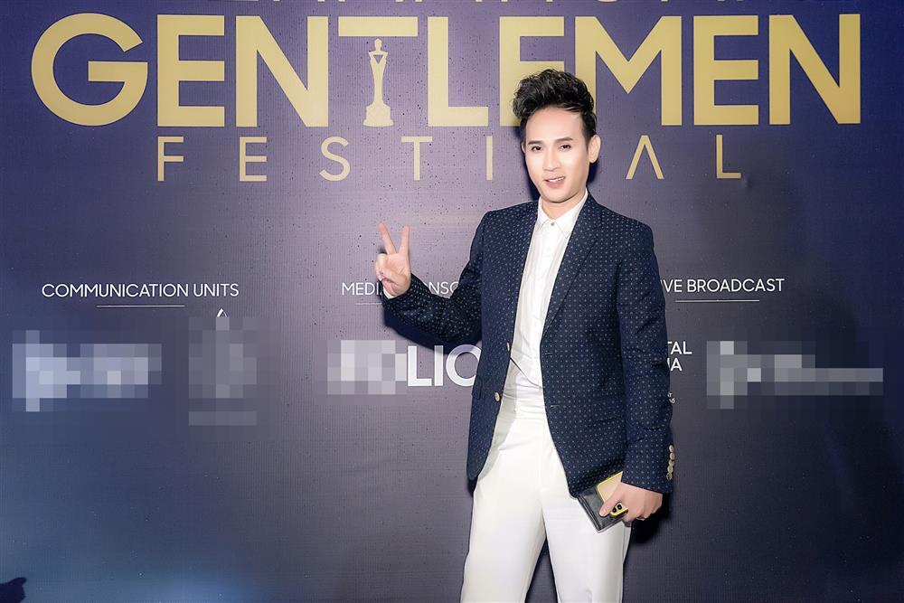 Hương Giang, Kim Tuyến, Hoàng Phương: Ai là nữ hoàng thảm đỏ?-21