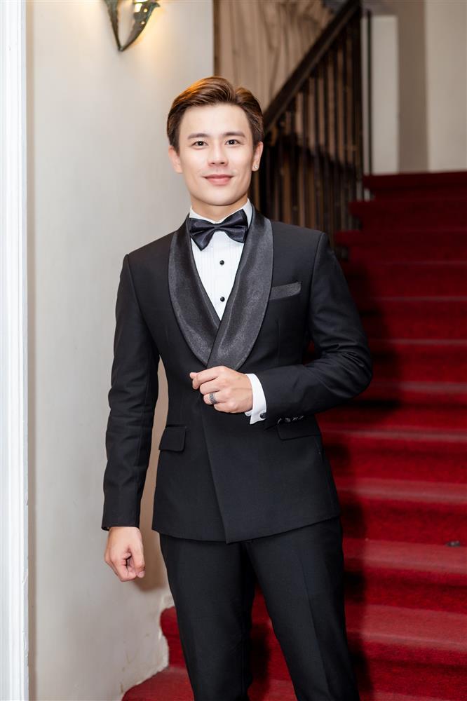 Hương Giang, Kim Tuyến, Hoàng Phương: Ai là nữ hoàng thảm đỏ?-27