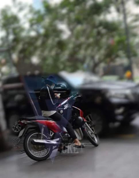 Hiền Hồ xuất hiện ở trung tâm mua sắm, né vội khi bị phát hiện?-2