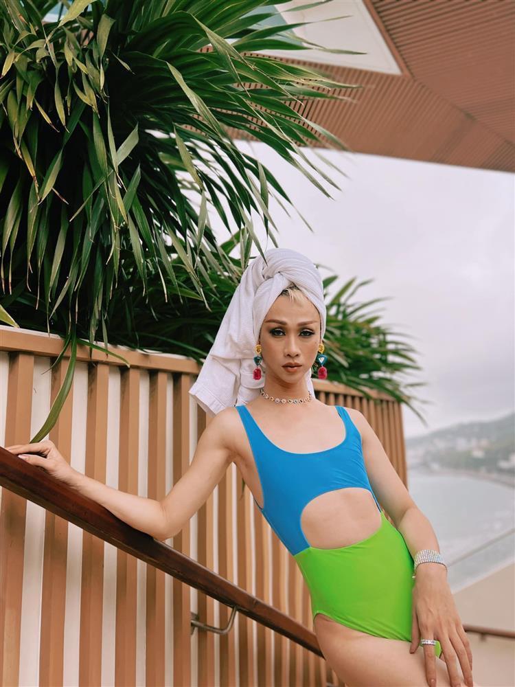 Hải Triều diện áo tắm sexy sắp vượt mặt BB Trần-4