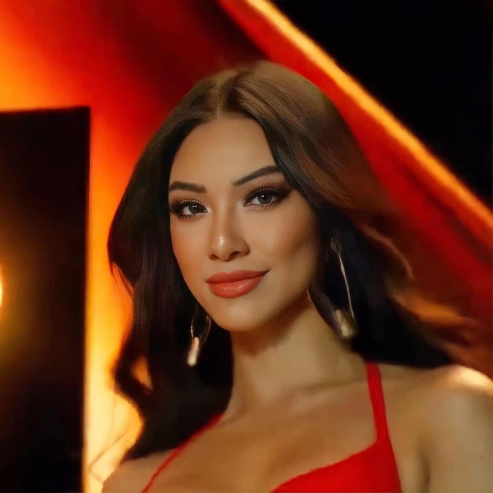 Kim Duyên mua bikini chữa cháy, giá 700k thay vì 23 triệu-4