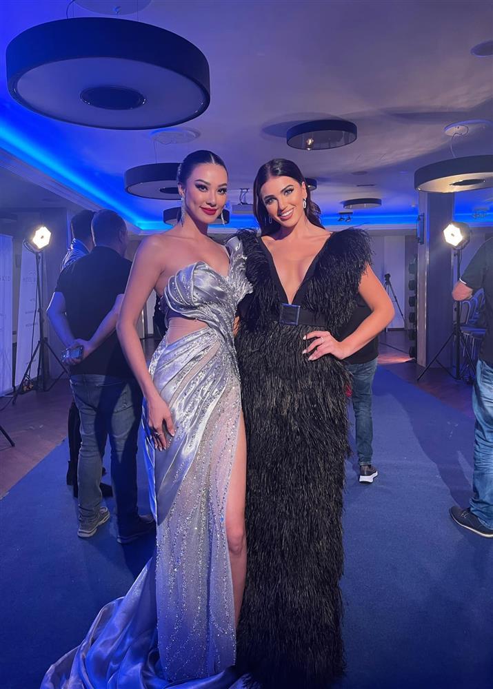 Kim Duyên chụp cùng đương kim, nhìn có hào quang nối ngôi?-3