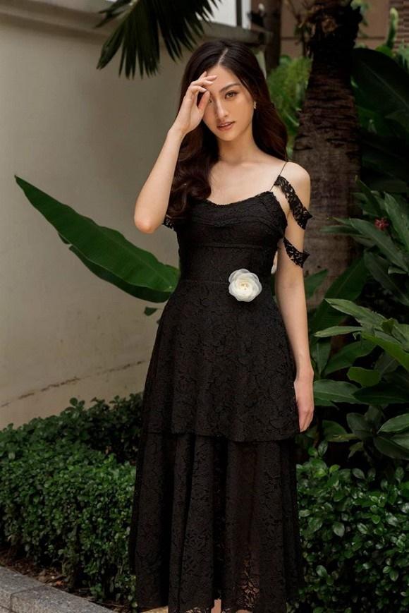 Thảo Nhi, Ngọc Châu mix đồ với váy 2 dây đen khoe body nức nở-10