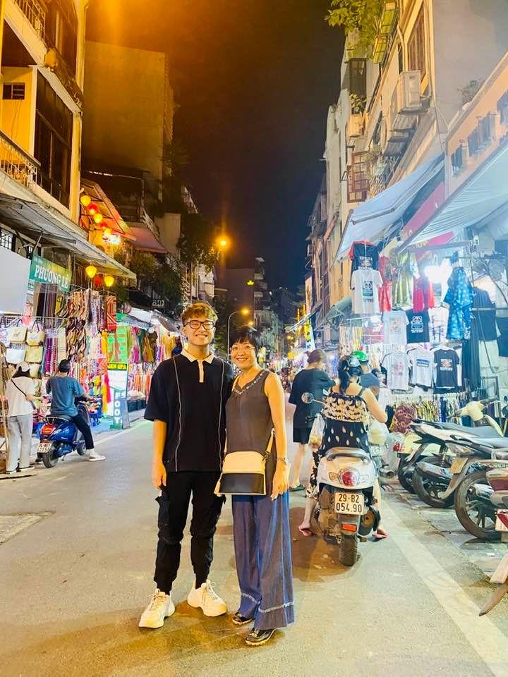 MC Thảo Vân gây hoang mang với vòng 2 nhô cao bất thường-1