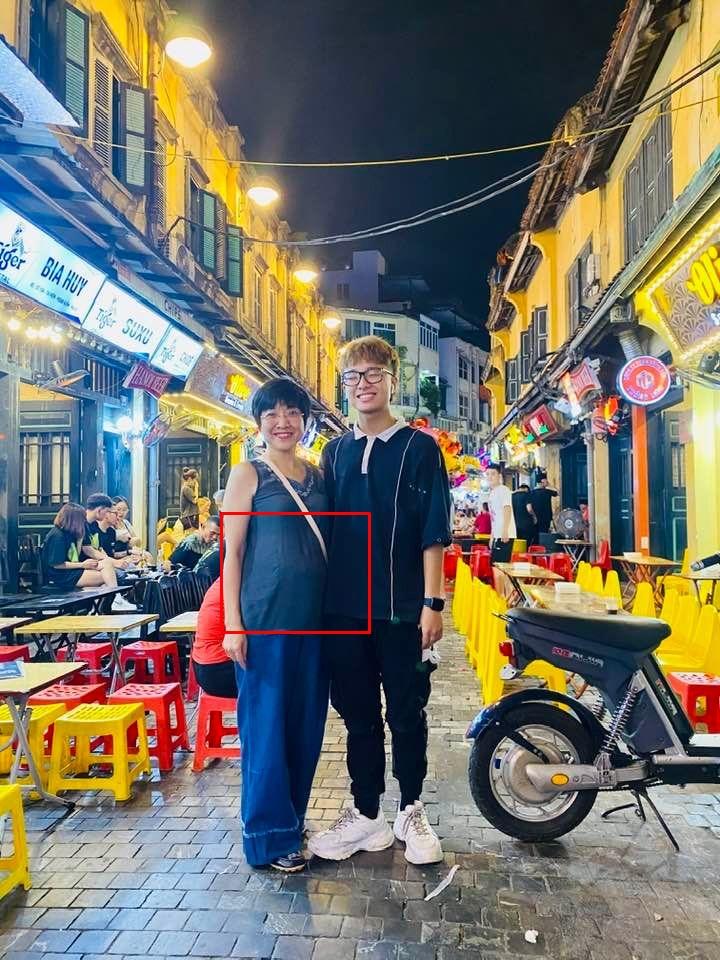 MC Thảo Vân gây hoang mang với vòng 2 nhô cao bất thường-2