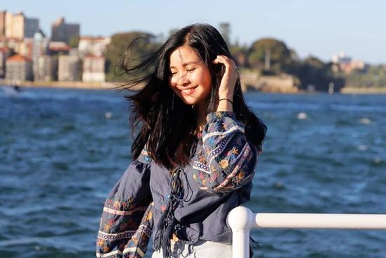 Tuổi 50, MC Đặng Châu Anh sống hạnh phúc sau khi rời VTV