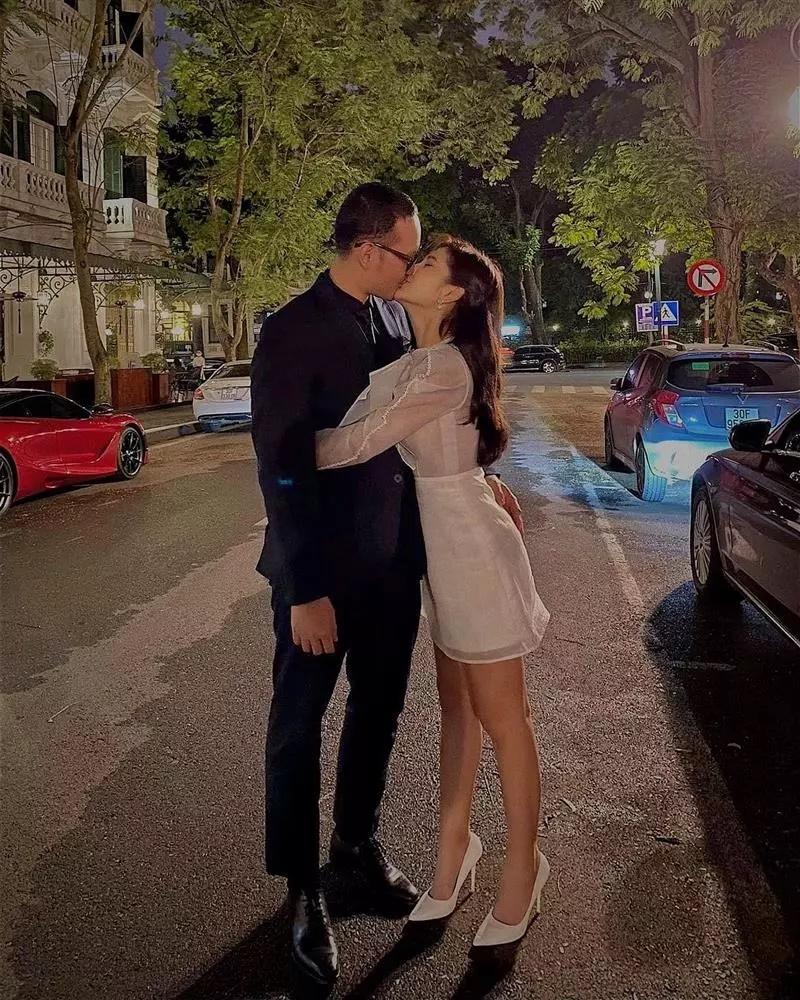 MC Thu Hoài xác nhận mang thai với chồng đại gia, sao Việt chúc mừng-4