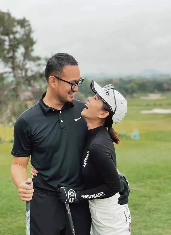 MC Thu Hoài xác nhận mang thai với chồng đại gia, sao Việt chúc mừng-5