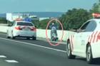 Nữ 'quái xế' đua tốc độ với 4 ô tô cảnh sát nhận kết đắng
