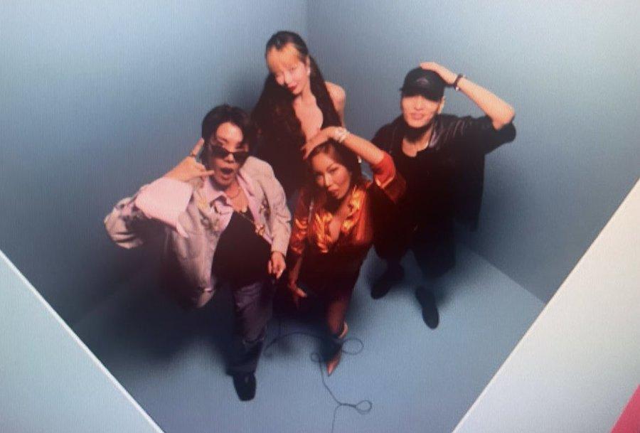 Buổi tiệc hot nhất Kpop: Hàng loạt sao hội tụ nghe trước album của BTS j-hope-2