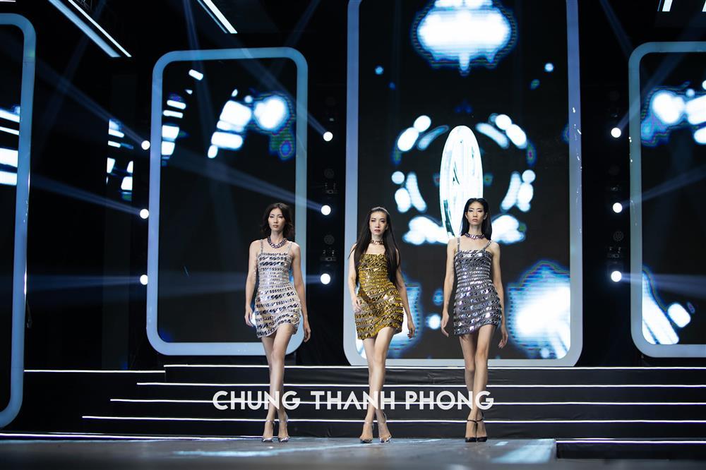 Bạn thi Miss Supranational của Kim Duyên bị NTK Việt tố đạo nhái-8