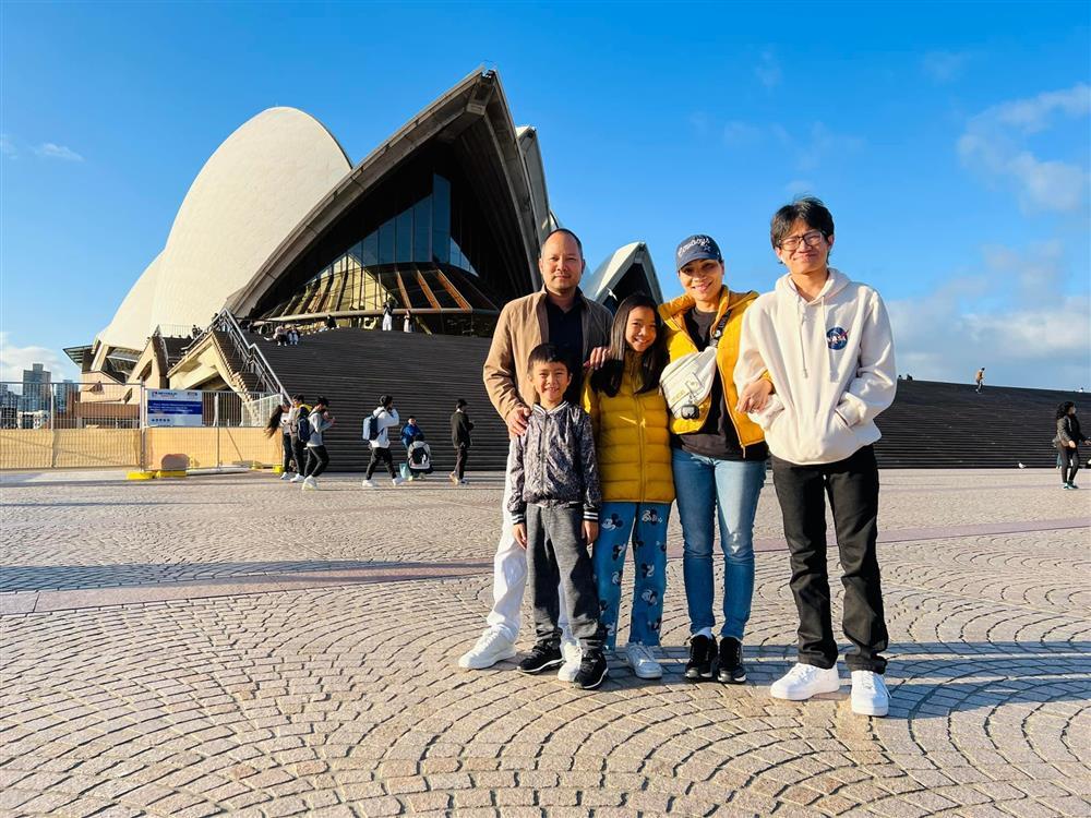 Tin showbiz Việt ngày 15/7: Ái nữ 12 tuổi của Thành Trung diện bikini-9