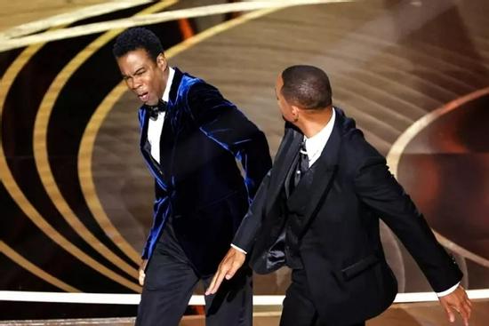 Will Smith hối hận sau cú tát