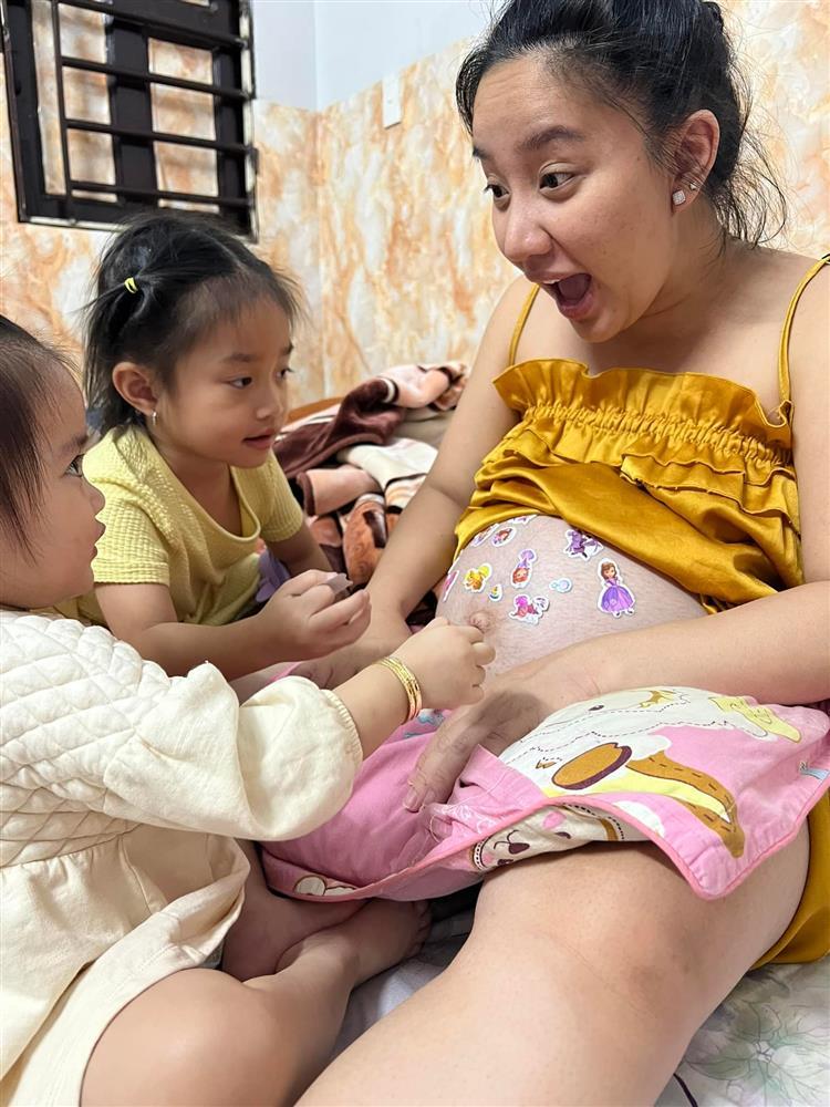 Vợ Lê Dương Bảo Lâm làm đến kiệt sức, sắp đẻ mà thai thiếu cân-4
