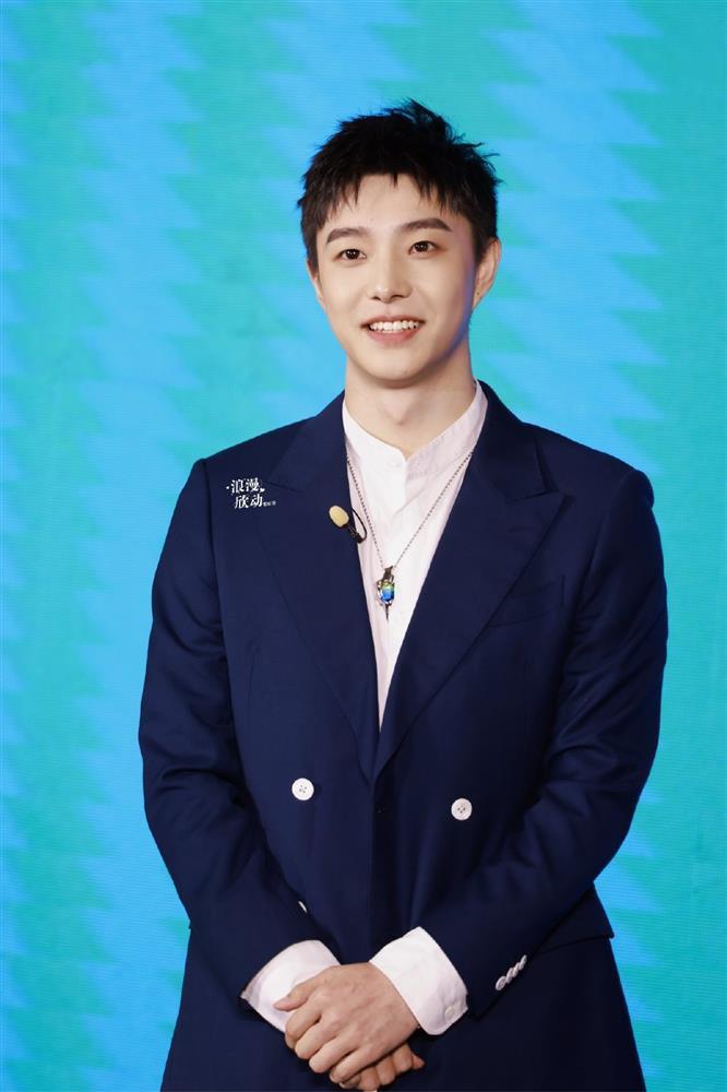 Sao nam đình đám xứ Trung lộ tin nhắn gạ tình người hâm mộ-1