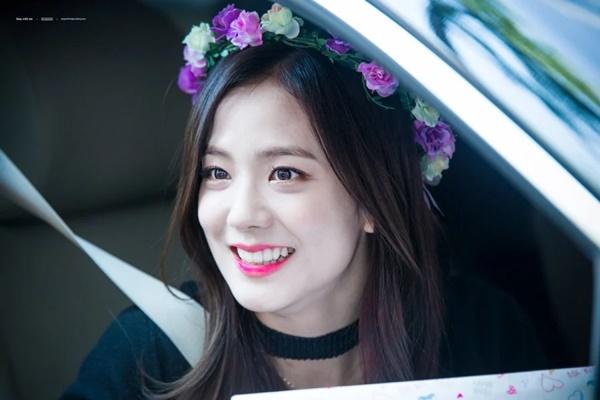 Phụ nữ sở hữu nốt ruồi cả đời ăn trên ngồi chốc, muốn nghèo cũng khó-6