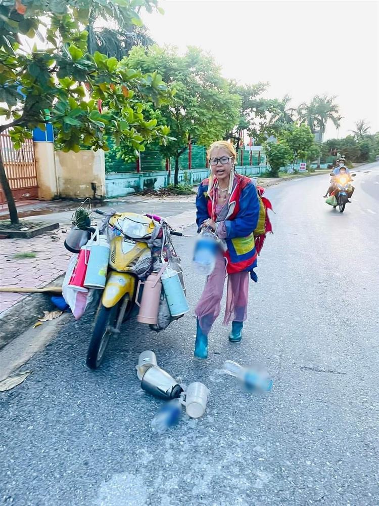 Thánh quỵt Bella tân trang nhan sắc, tiếp tục hành trình xuyên Việt-4