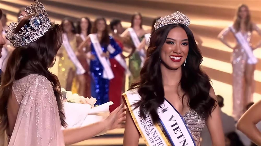 Đạt Á 2 Miss Supranational, Kim Duyên xô đổ kỷ lục Daniela Thu Mây-4