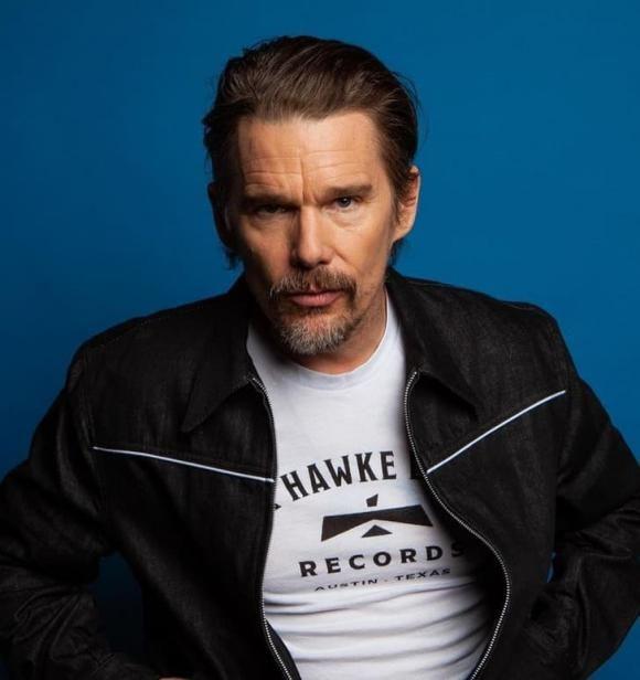 10 người nổi tiếng kể về góc khuất và cạm bẫy khi trở thành ngôi sao-5