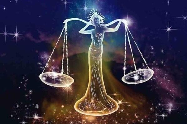 Tiết lộ 3 chòm sao nữ dễ bị phụ bạc trong tình yêu-4