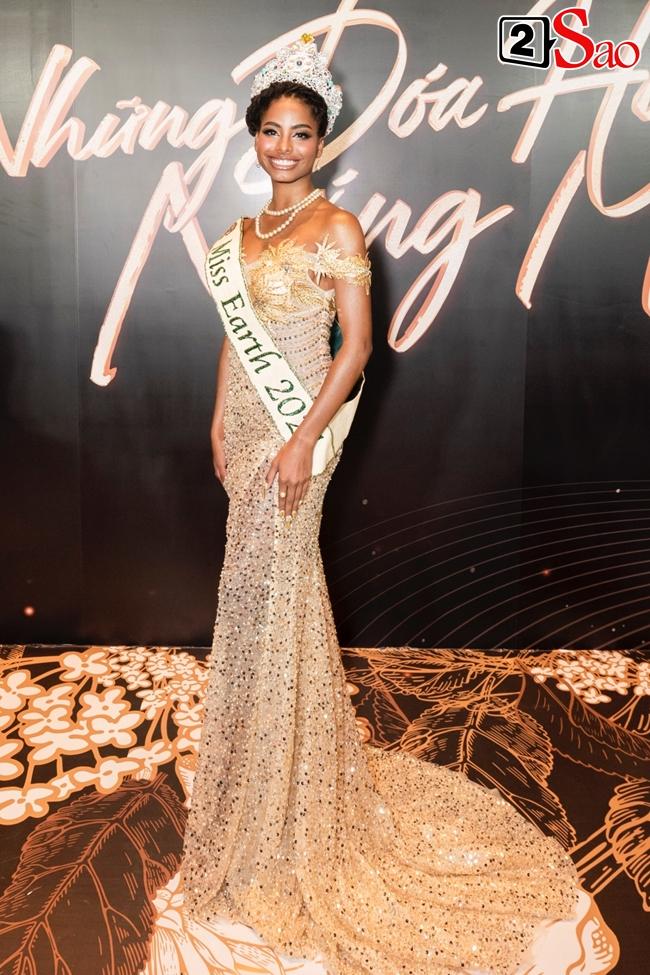 HHen Niê lép vế hẳn khi đứng cạnh Hoa hậu đẹp nhất thế giới-2