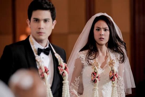 Thêm 5 triệu vào lễ đen cho nhà trai đẹp mặt, bố chồng gõ cửa đòi tiền