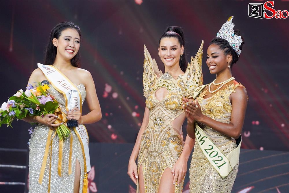 Cô gái Tày tóc ngắn đăng quang Hoa hậu các Dân tộc Việt Nam 2022-5