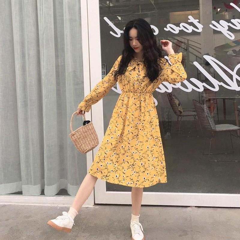 Váy hoa nhí màu vàng tôn da lắm   Shopee Việt Nam