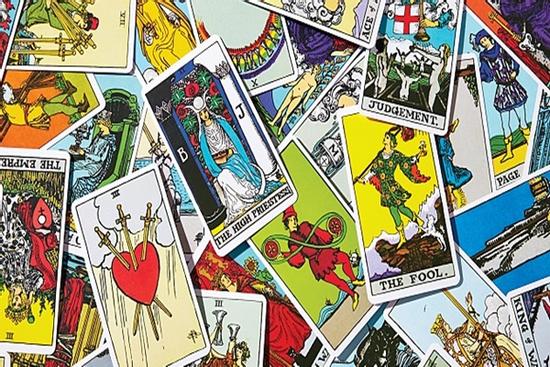 Bói bài Tarot tuần 18/7/2022- 24/7/2022: Vui buồn ai bán mà mua?